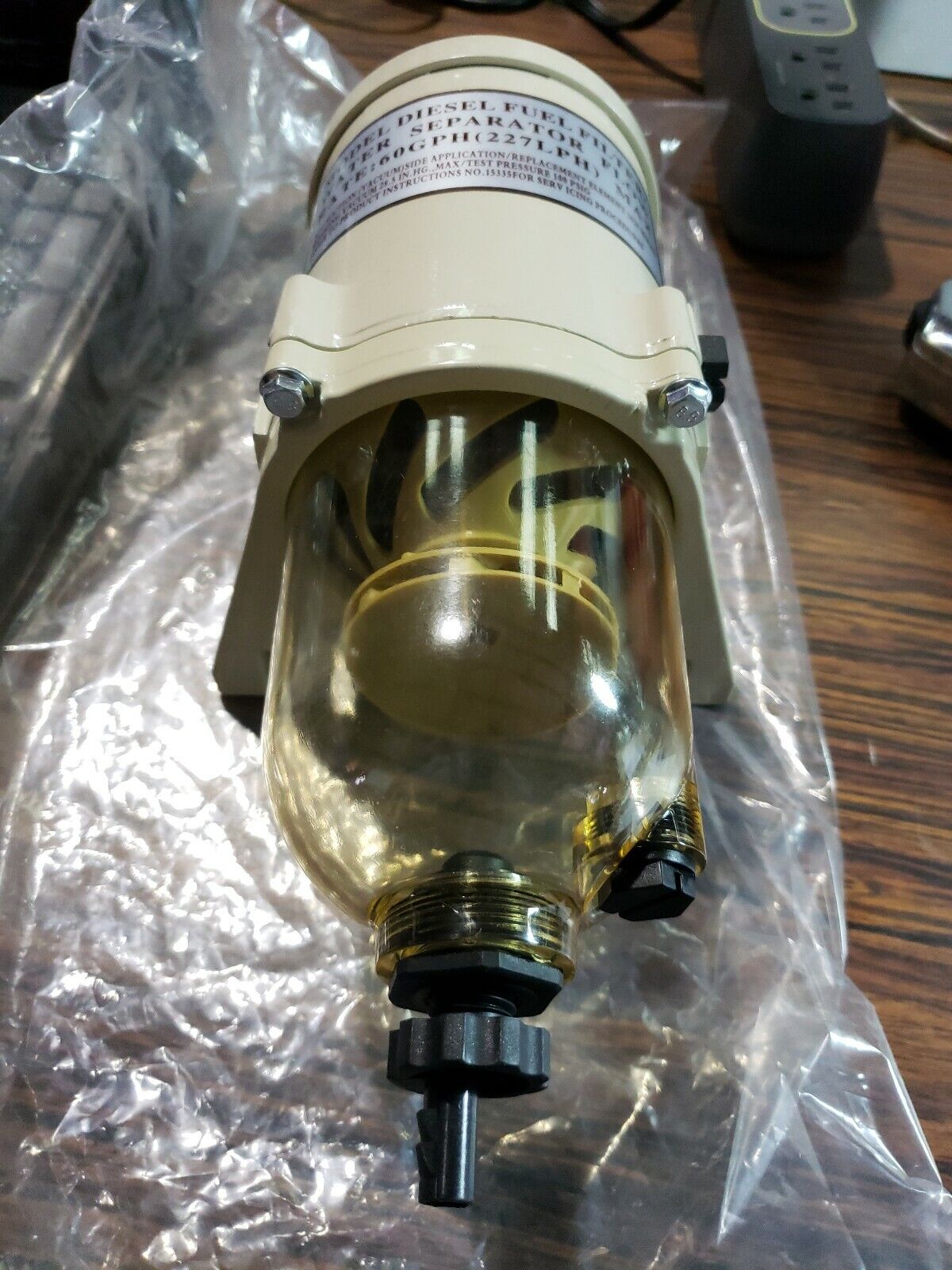 DIESEL FUEL FILTER / WATER SEPERATOR FLOW RATE 60 GPH 20/20 SERIES