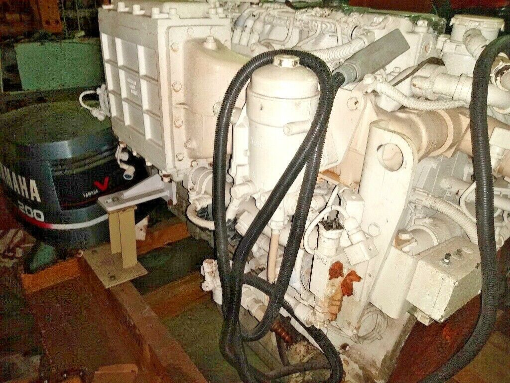 MAN DIESEL MARINE 6 CYL. BOBTAIL ENGINE R6-800 RUNNING TAKE-OUTS USED