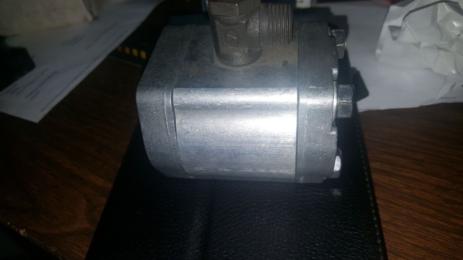 BOSCH HYDRAULIC PUMP 1577222446 new OLD STOCK