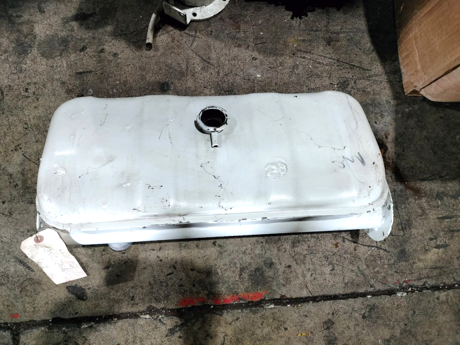 CATERPILLAR 3160 EXPANSION TANK USED  * HARD TO FIND PART *