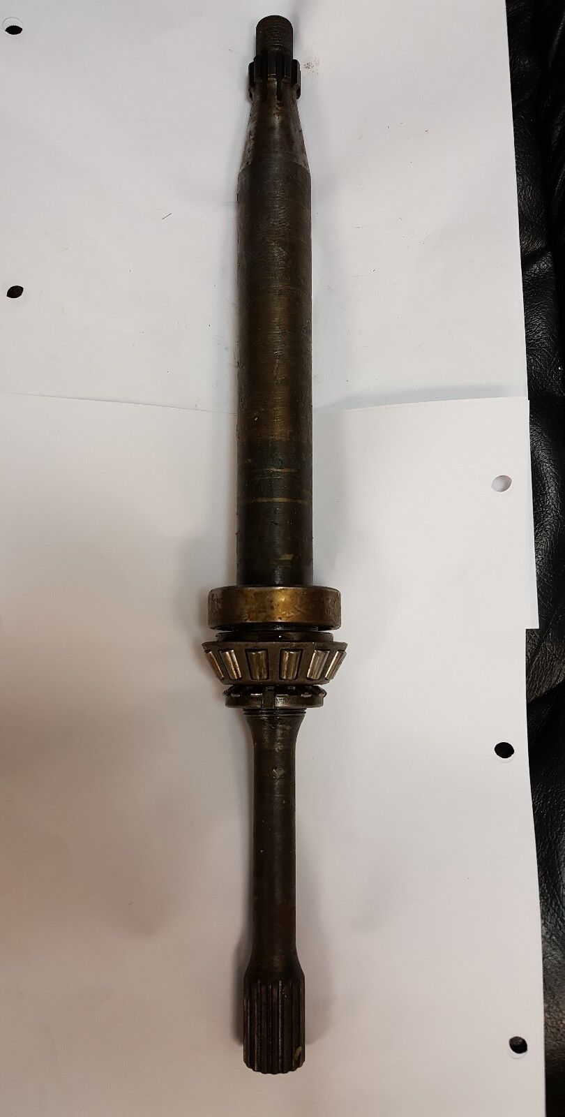 Volvo Penta Vertical Shaft # 897340 NEW With Bearing