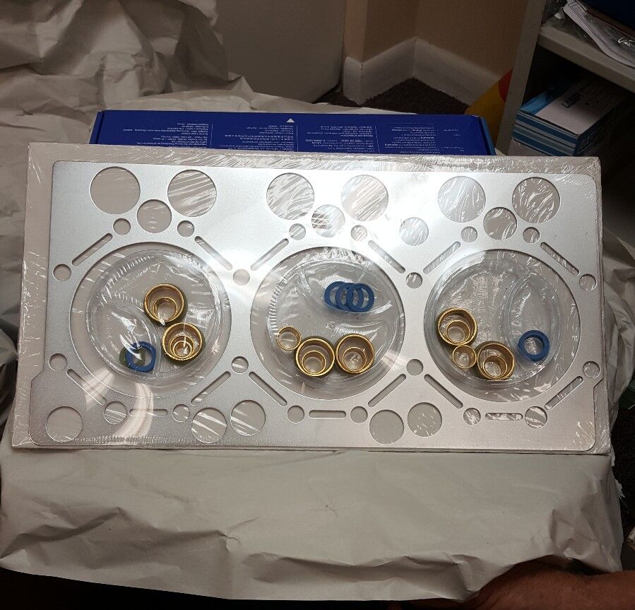 VOLVO PENTA ORIGINAL OEM GASKET KIT # V0276816