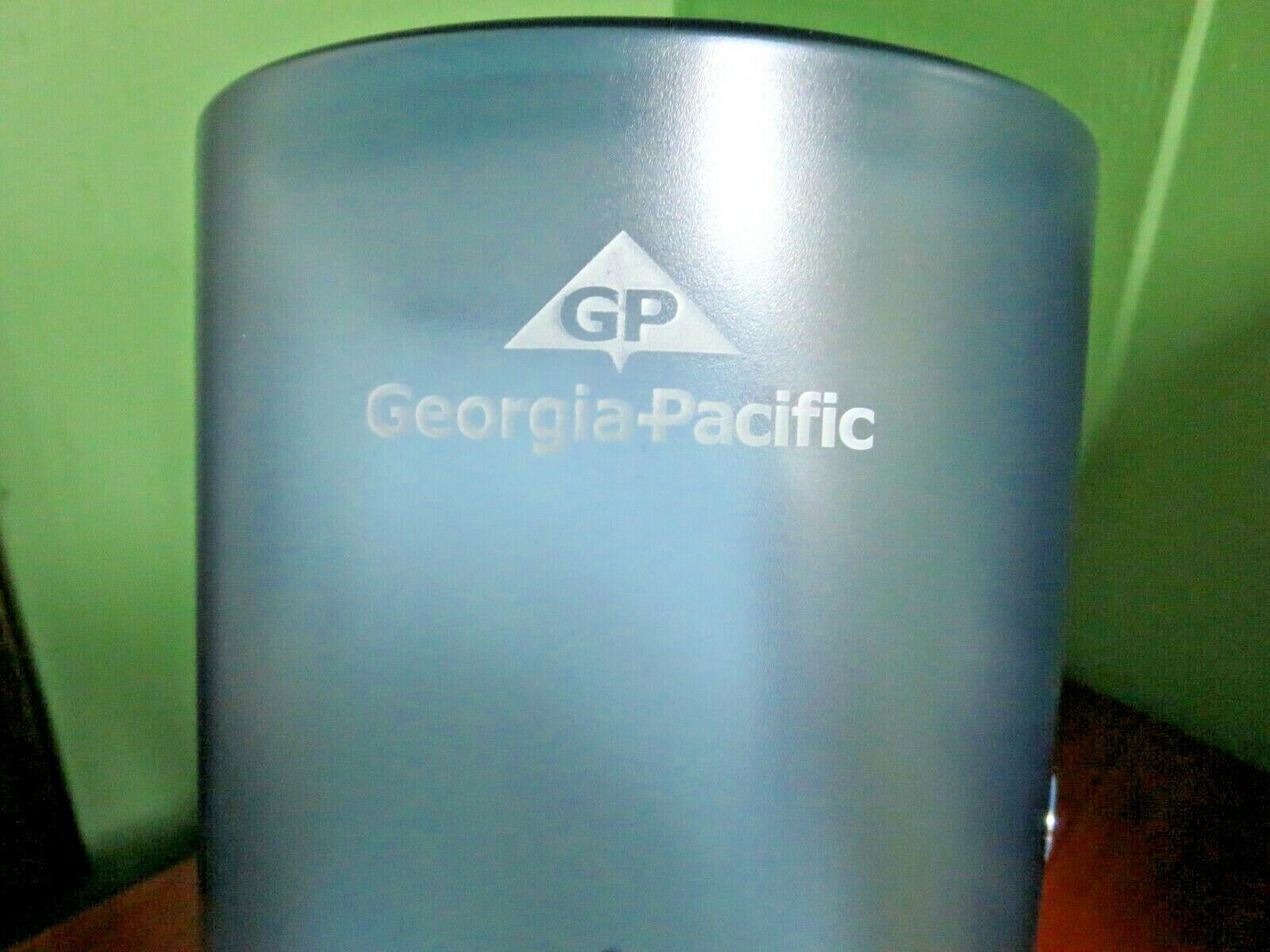 NEW / GEORGIA-PACIFIC / SOFTPULL / CENTERPULL TOWEL DISPENSER