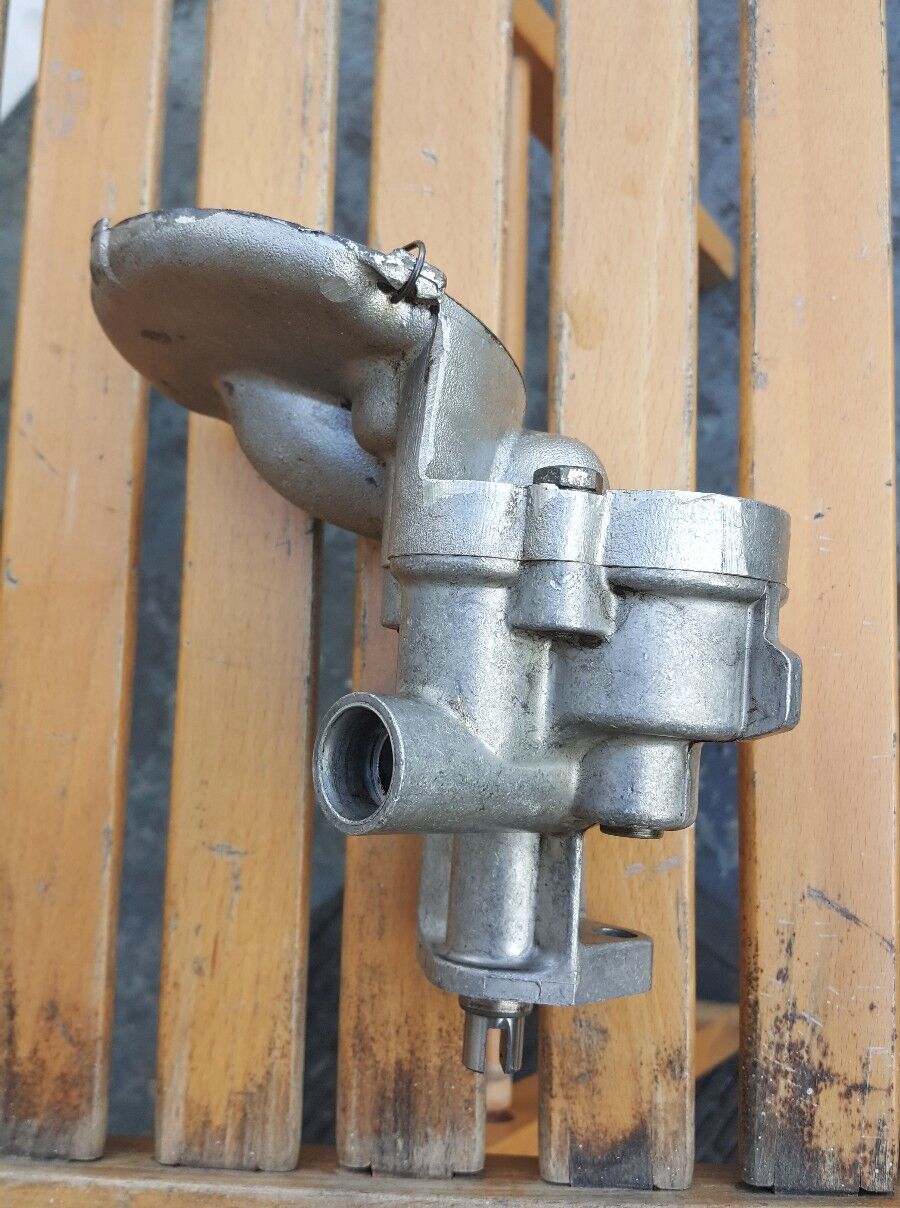 VOLVO PENTA AQ130 OIL PUMP #430111  ORIGINAL  " USED "