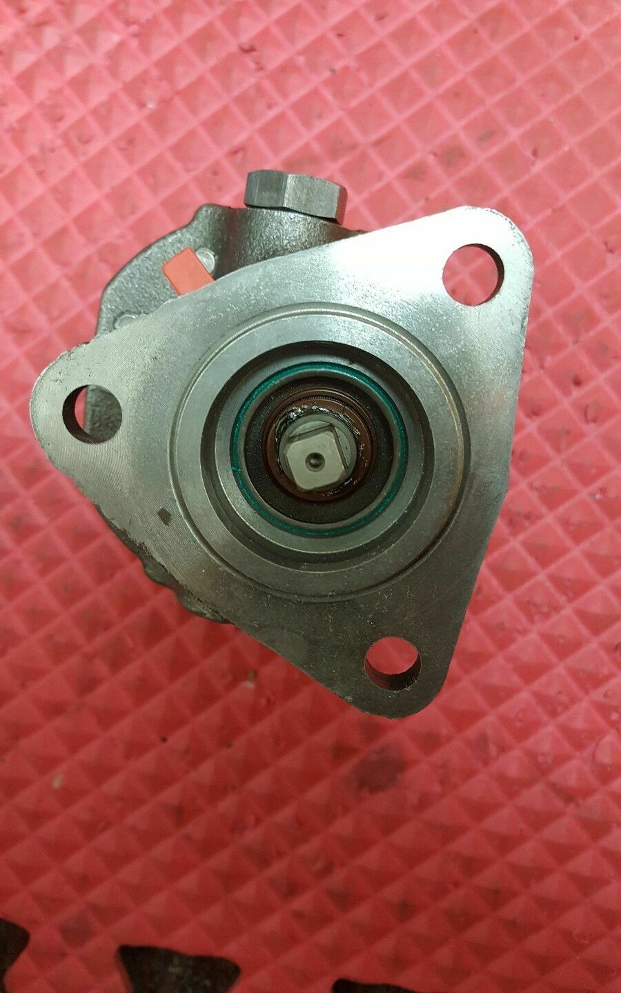 DETROIT DIESEL DDEC ORIGINAL FUEL PUMP #23505559 NEW / OLD STOCK
