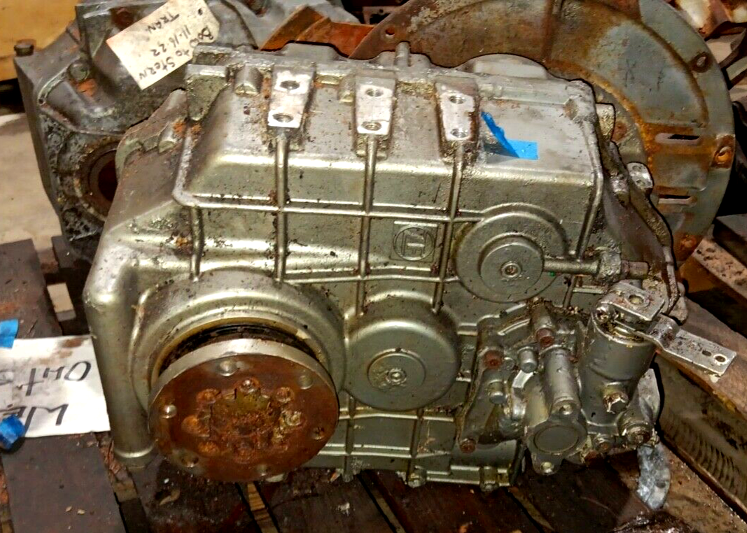 ZF 85IV-A - VOLVO PENTA V-DRIVE , 2.5 TO 1 RATIO MARINE TRANSMISSION USED