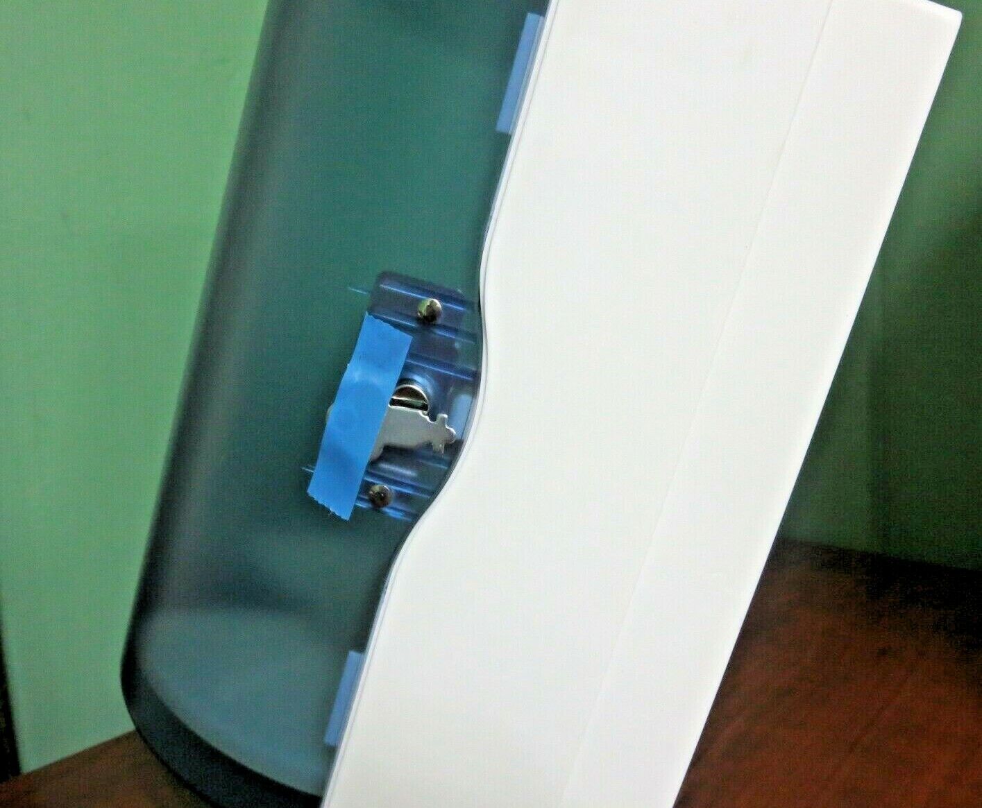 NEW / GEORGIA-PACIFIC / SOFTPULL / CENTERPULL TOWEL DISPENSER