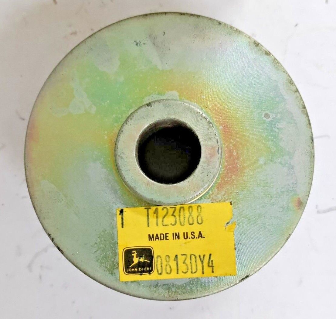 T123088 ORIGINAL John Deere Pulley - NEW IN BOX w / FREE SHIPPING