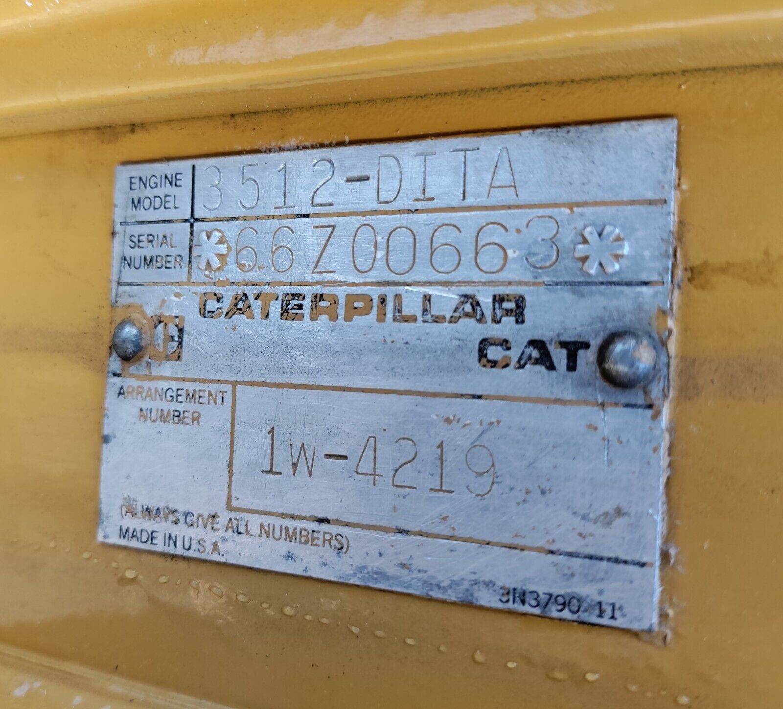 CAT Caterpillar 3512-DITA -900HP -  DIESEL MARINE ENGINE  - RUNNING TAKE-OUT