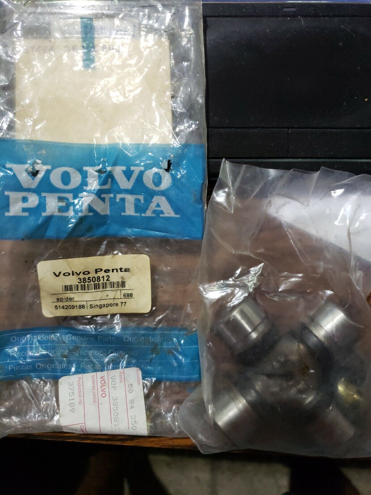 OEM ORIGINAL VOLVO PENTA SPIDER P/N 3850812 NEW