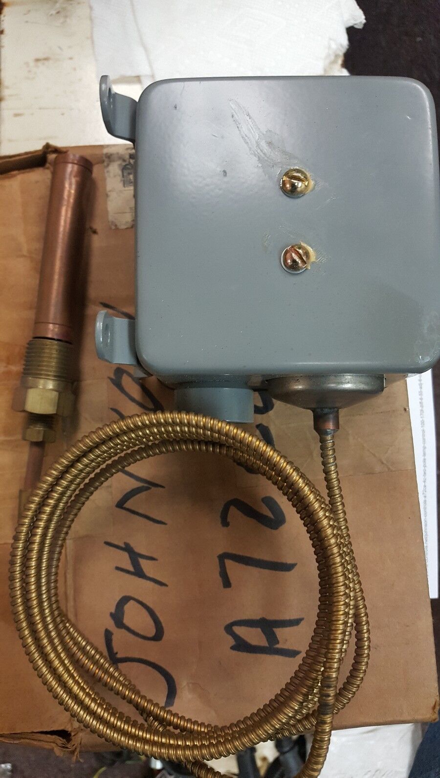 JOHNSON CONTROLS MODEL A72CE-4C TWO POLE HI TEMP CONTROL UNIT " NEW "