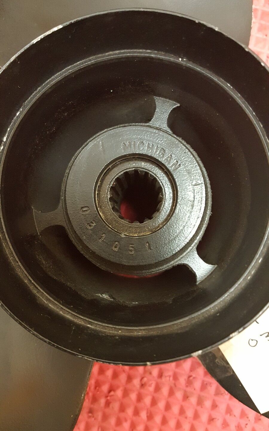 MICHIGAN WHEEL 16 " ALUMINUM PROPELLER # 03105 " NEW OLD STOCK"