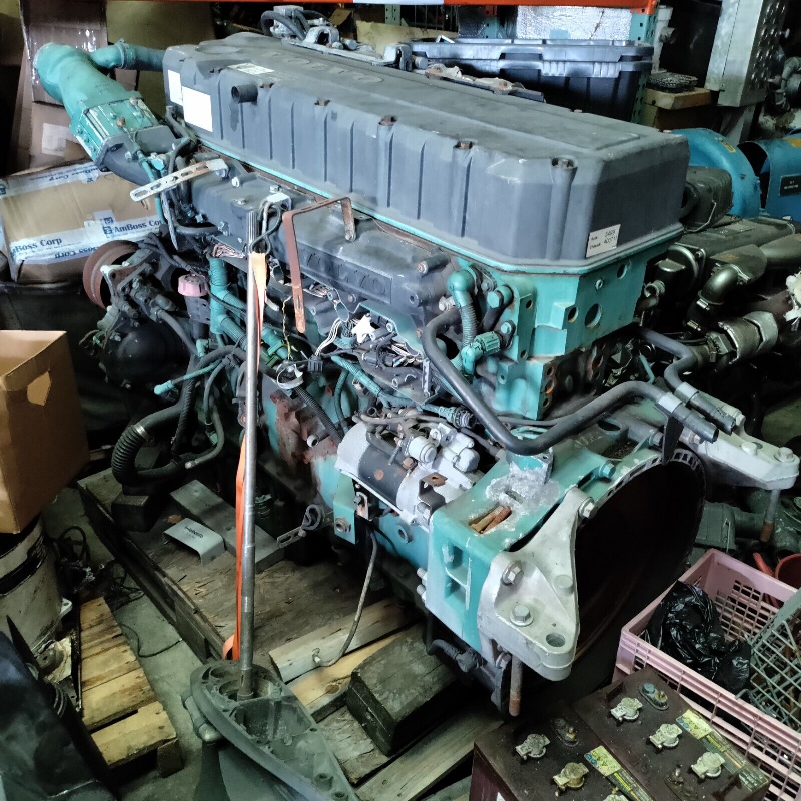 2005 Volvo Model VED12D465 Diesel 12.1 L 465 HP. TRUCK ENGINE P/N 5VTXH12 150S