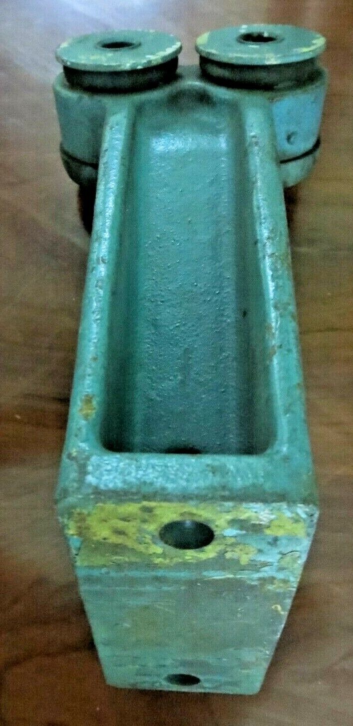 DUAL EYE REAR ENGINE MOUNT / NEW, OLD STOCK / PAIR OF TWO