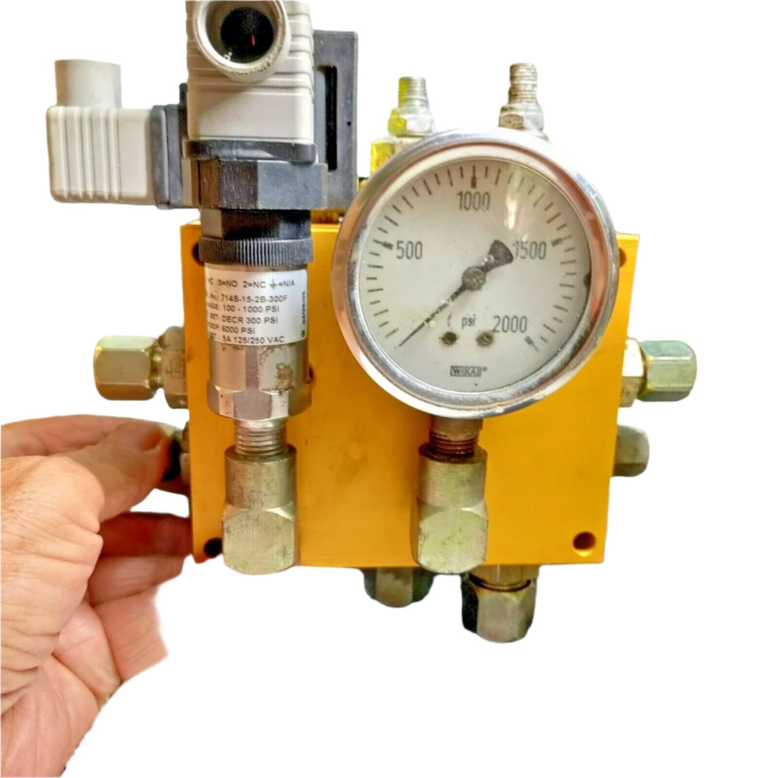 HYDRAULIC PRESSURE BLOCK w / CONTROL & CHECK VALVES & SENSORS NEW / OLD STOCK