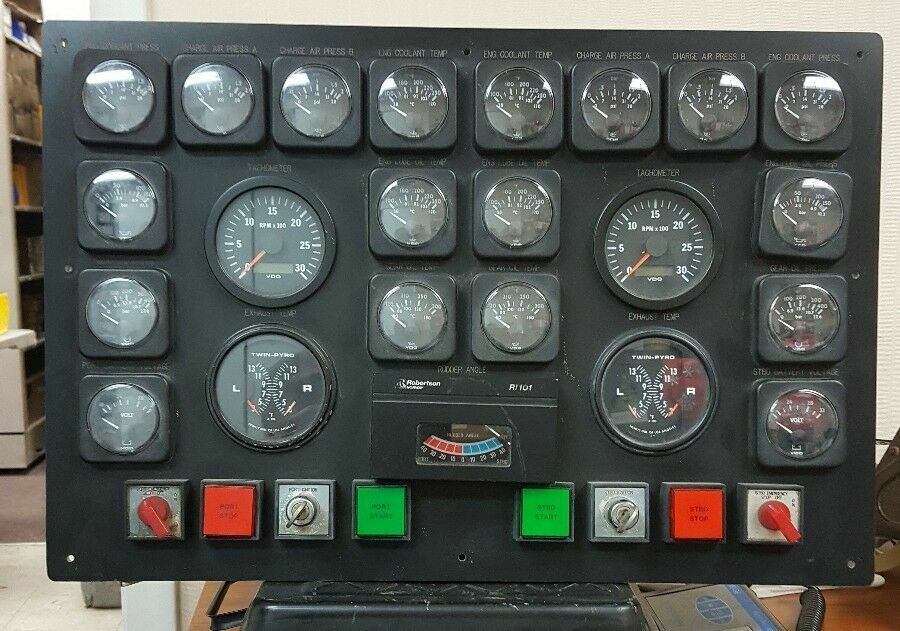 TWIN DIESEL MASTER INSTRUMENTATION CONTROL PANEL MARINE w/ GAUGES & BREAKERS