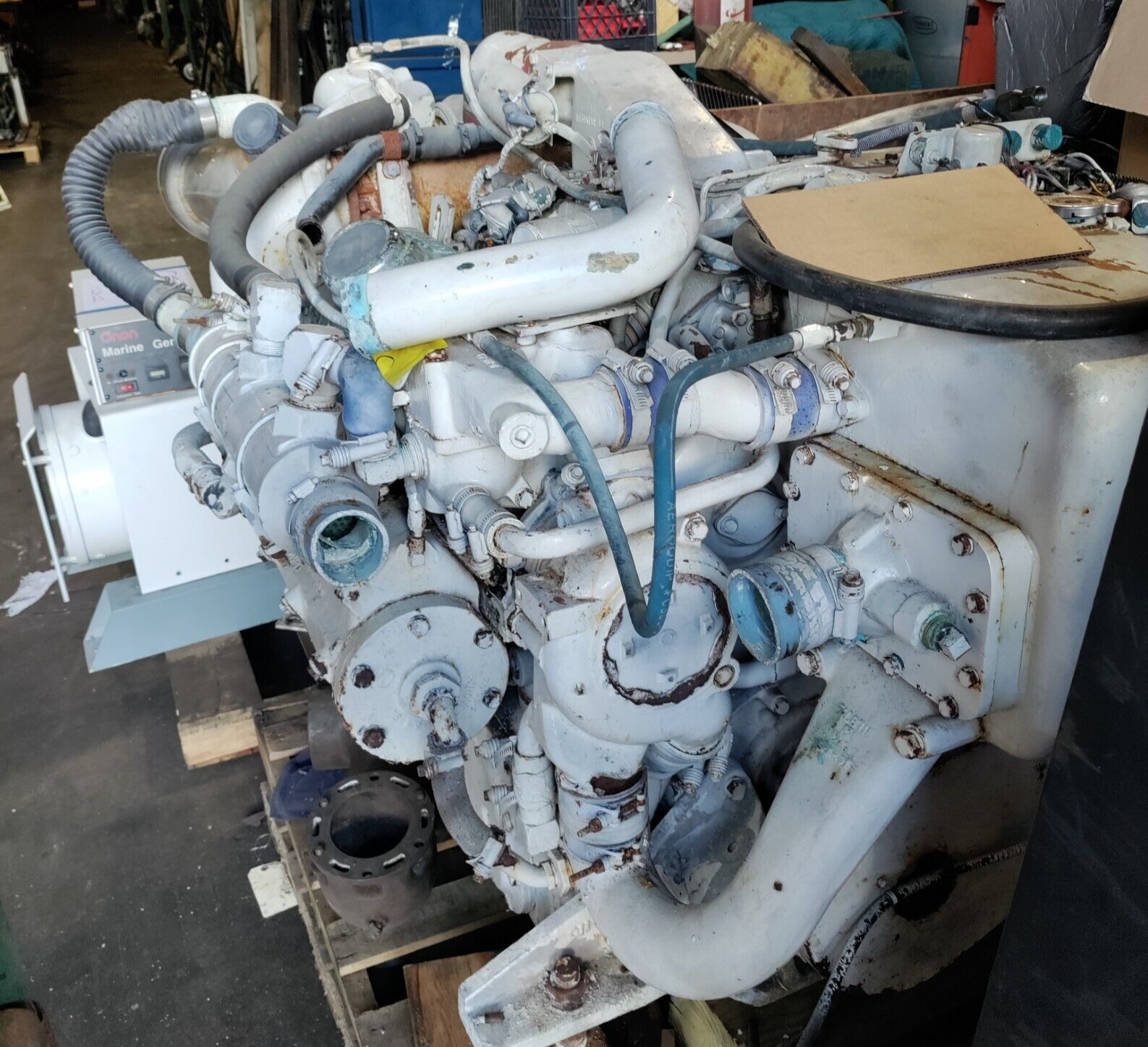 DETROIT DIESEL 6V92 TAB 565 HP. DIESEL MARINE ENGINE w/ TWIN DISC GEAR RTO USED