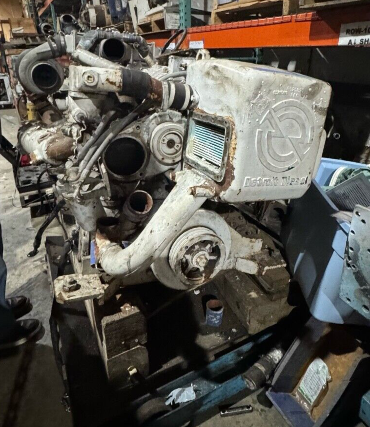 Detroit 353 Marine Engine