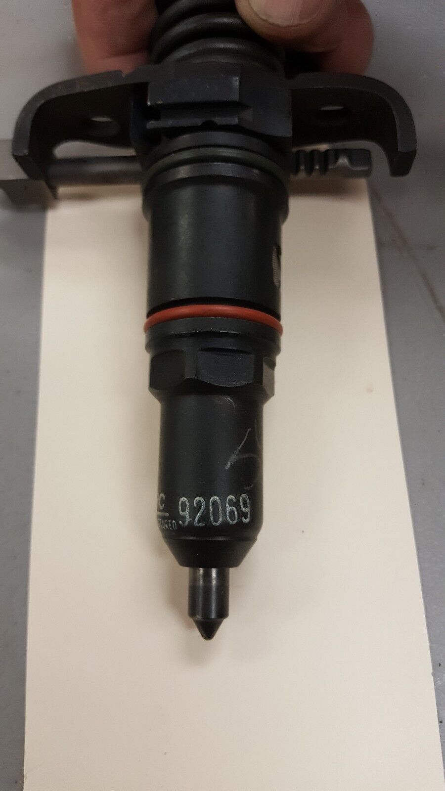DETROIT DIESEL REMANUFACTURED INJECTOR # 92069