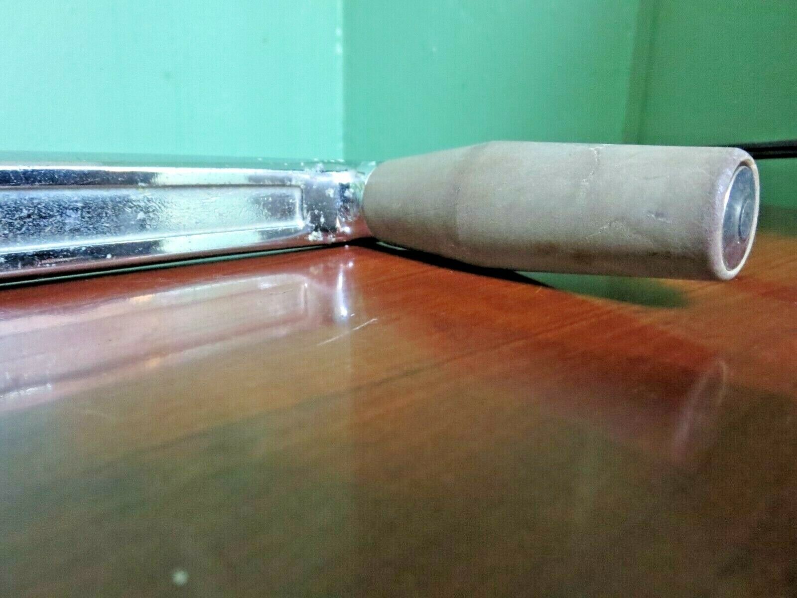 LEWMAR WINCH HANDLE, MADE IN ENGLAND, SOLID / USED