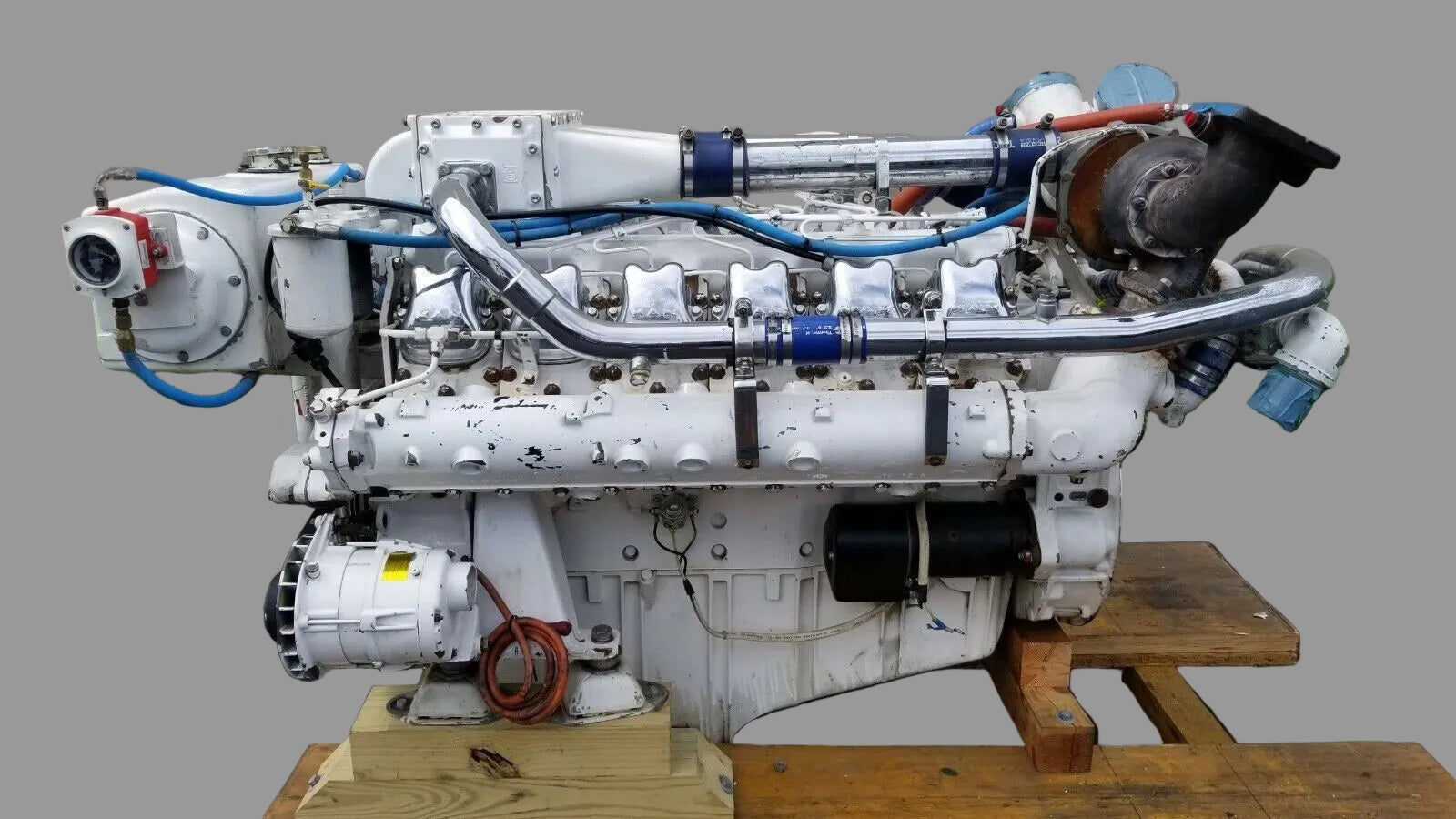 MAN D2842 LE, DIESEL MARINE ENGINE, V-12 760 HP, BOBTAIL, 1354.6 HOURS SMOH