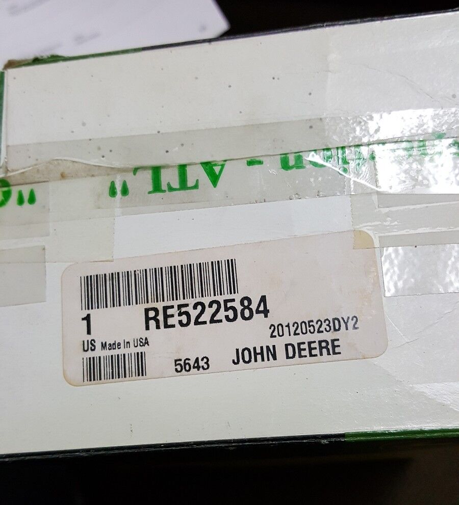 JOHN DEERE ORIGINAL OEM Adapter Fitting #RE522584