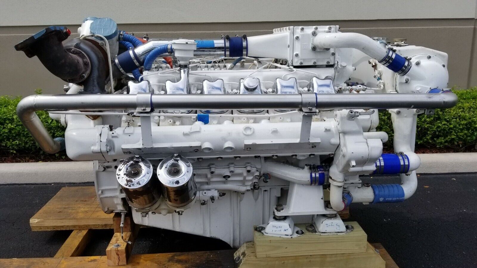 MAN D2842 LE, DIESEL MARINE ENGINE, V-12 760 HP, BOBTAIL, 1354.6 HOURS  SMOH