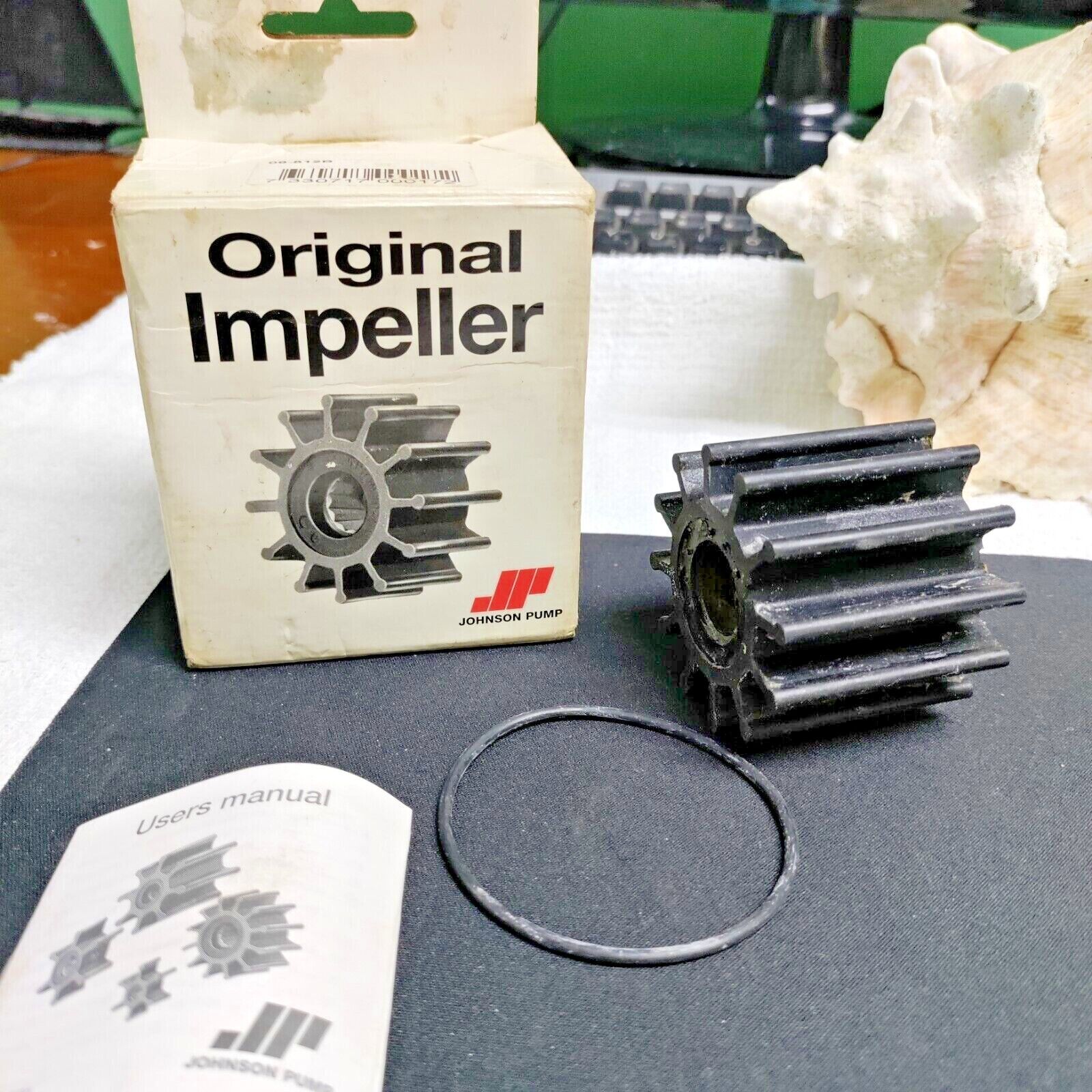 Johnson ORIGINAL Pump Impeller 09-812B NEW IN BOX W/ FREE SHIPPING