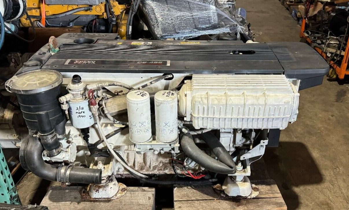 Volvo Diesel Marine Engine D6-435 KA