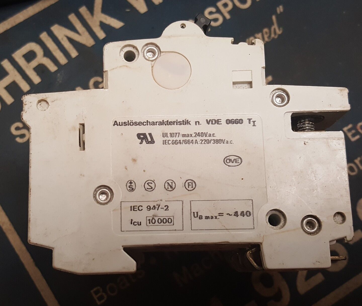 4 AUSLOSECHARATERISTIK ABB VDE 0660 CIRCUIT BREAKER