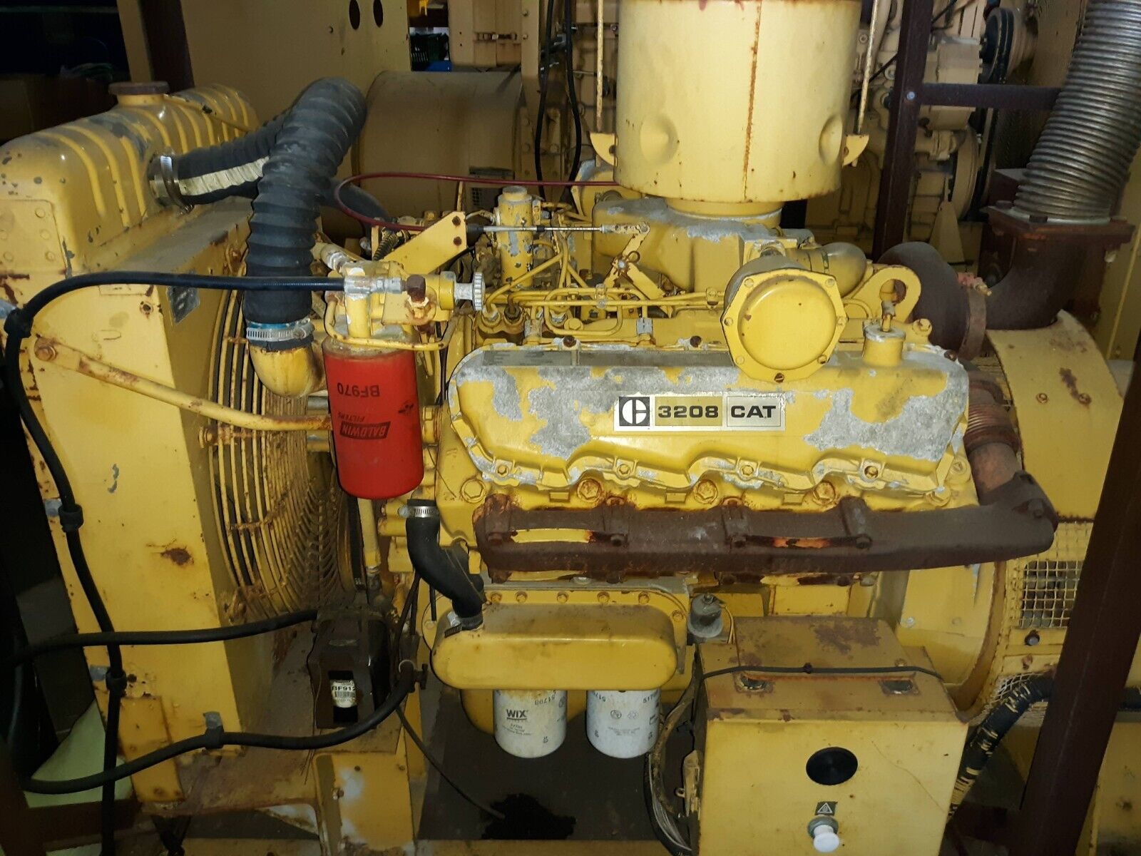 CATERPILLAR 3208 DIESEL 150KW 3 PHASE OPEN FRAME SR4 GENSET 1557 ORIG. HOURS