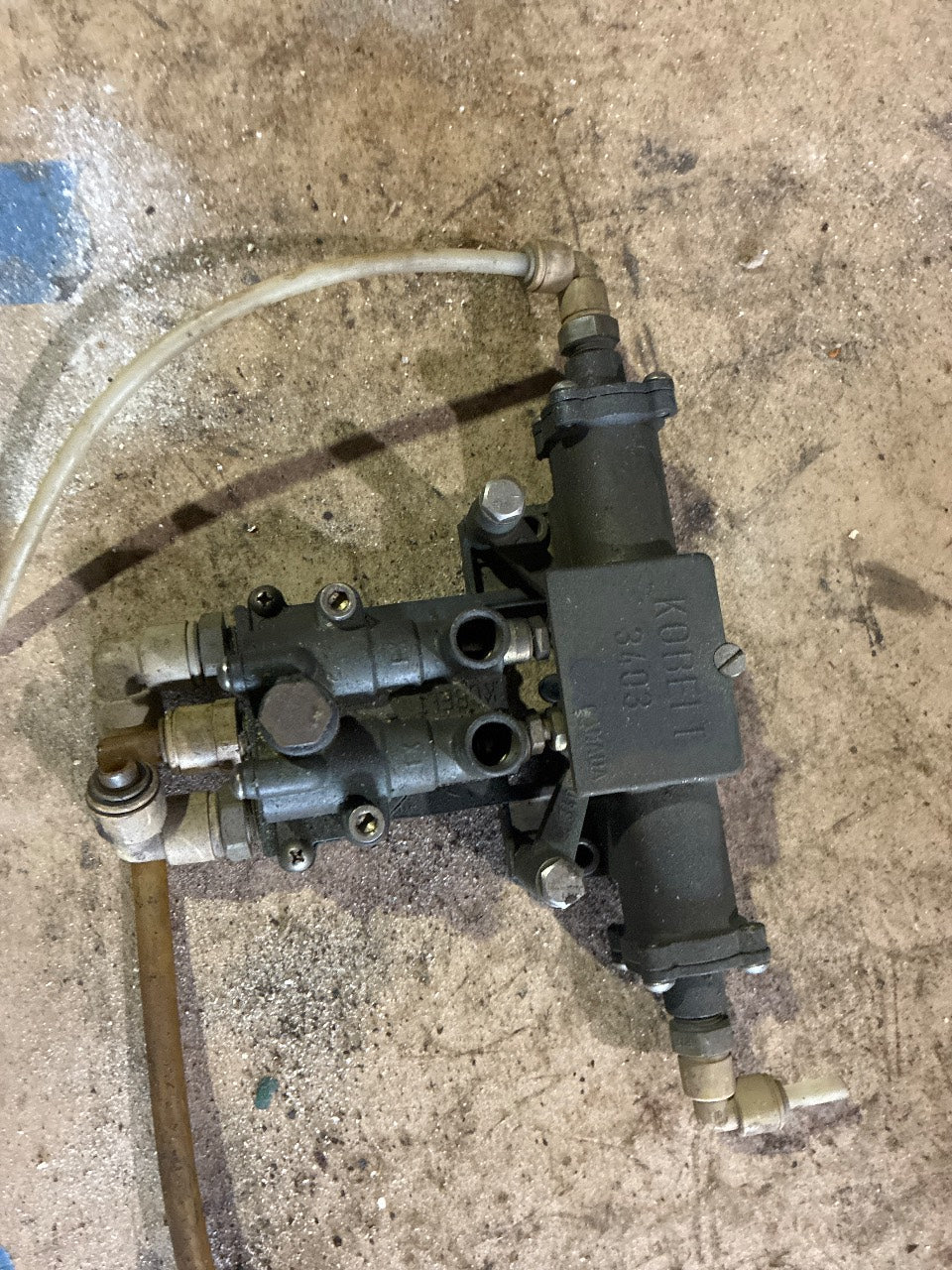 Kobelt 3403 Pneumatic Air Control Valve Assembly with Actuator - Used
