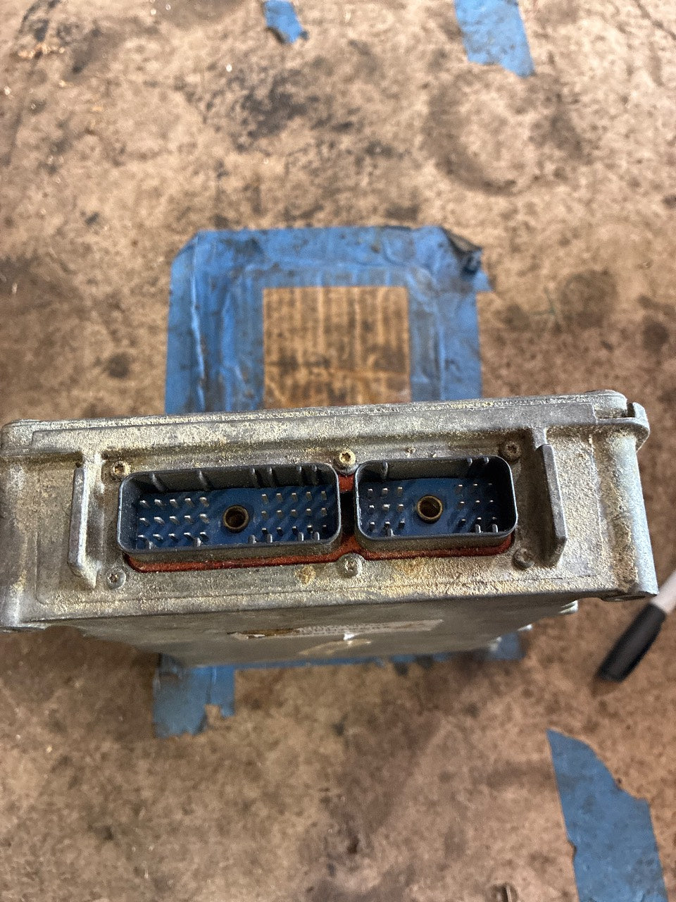 John Deere RE502404 Engine Control Unit ECU L3 12V for 6081A - Used