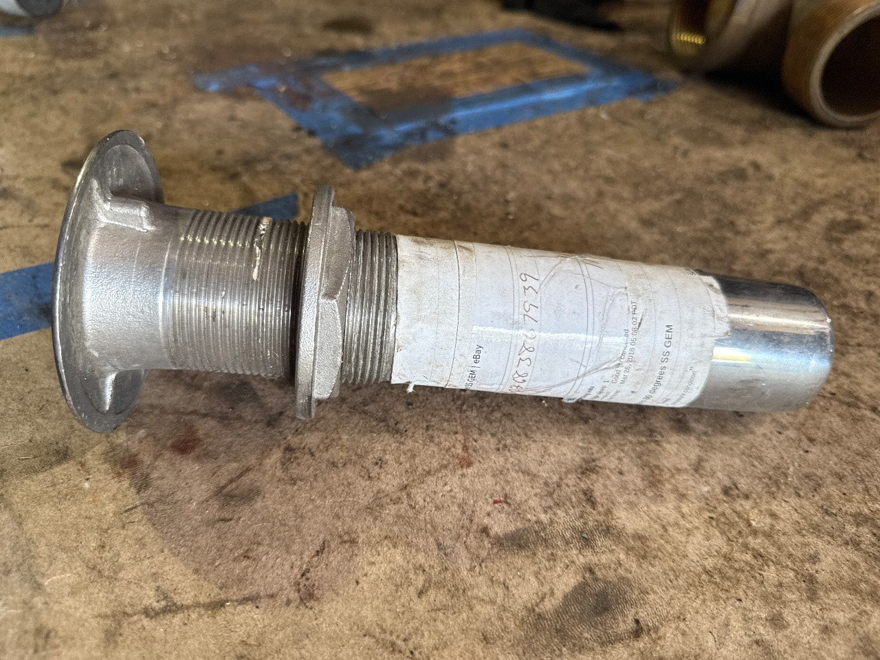 GEM Stainless Steel 90-Degree Flush-Mount Rod Holder - Used