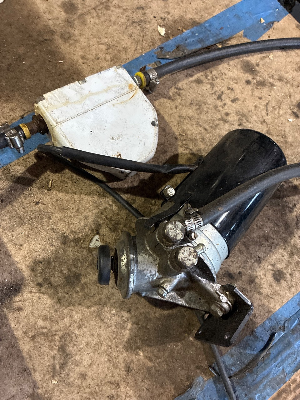 Purafiner Diesel Decontamination Unit with Yanmar Secondary Fuel Filter Assembly - Used