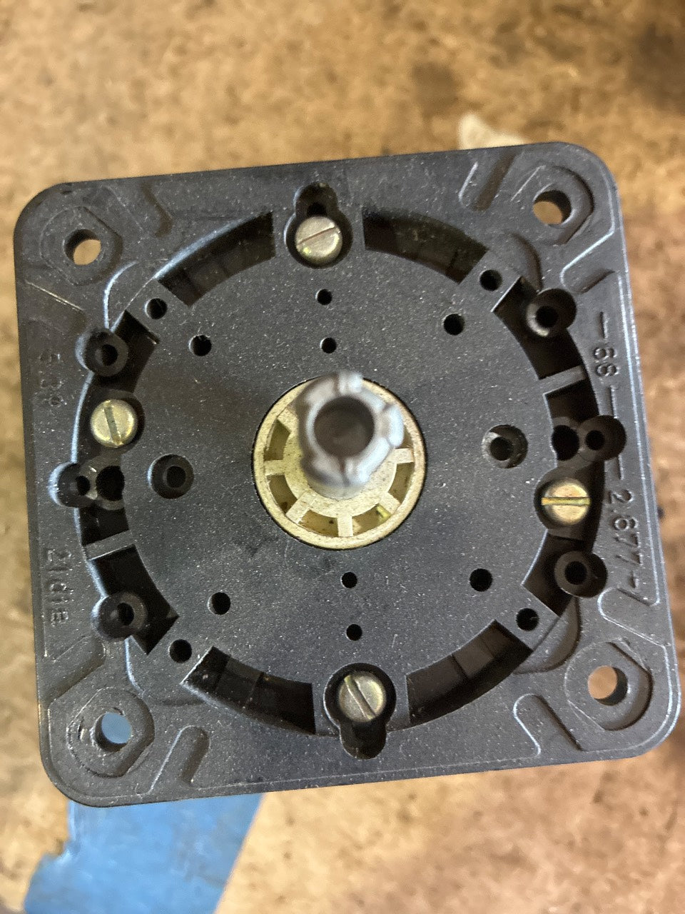 Kraus & Naimer 63A 3-Pole Rotary Cam Switch VDE 0660-80 587 CEE 24 40HP 600V - Used