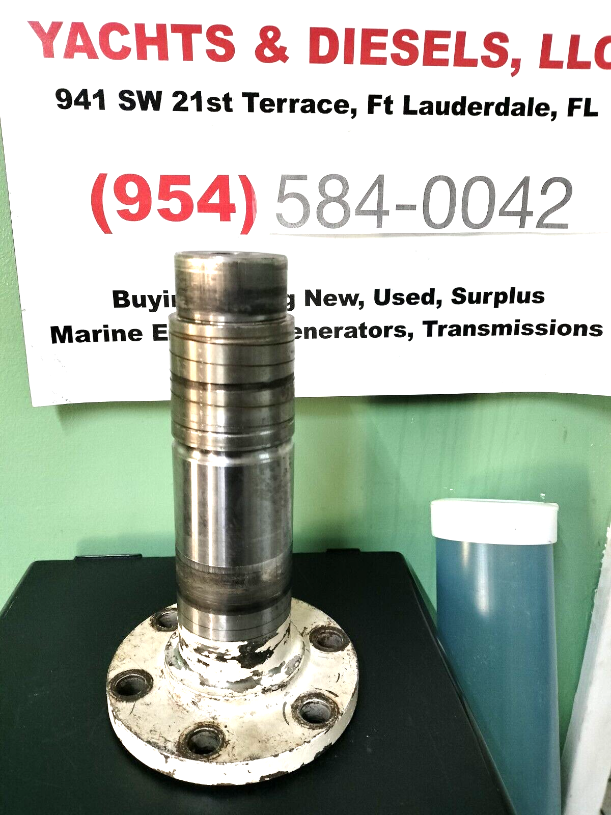 3207304015, OUTPUT SHAFT, ZF MARINE, ZF280 - USED W/ FREE SHIPPING