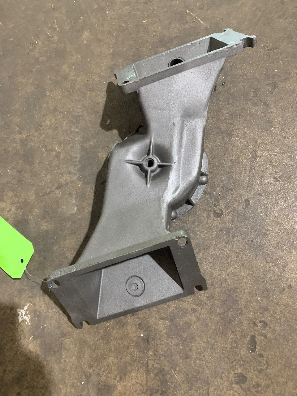 Caterpillar 9N2469 Alternator / Accessory Support Bracket - Used
