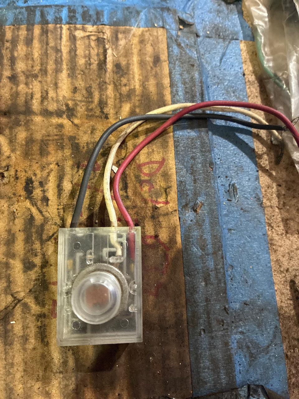 Intermatic K4321 120V Photoelectric Dusk-to-Dawn Switch - Used