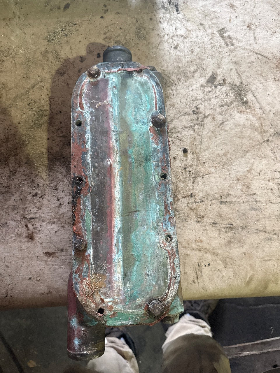 Caterpillar 9Y1462 Marine Engine Oil Cooler Housing with Core for CAT 3208 - Used