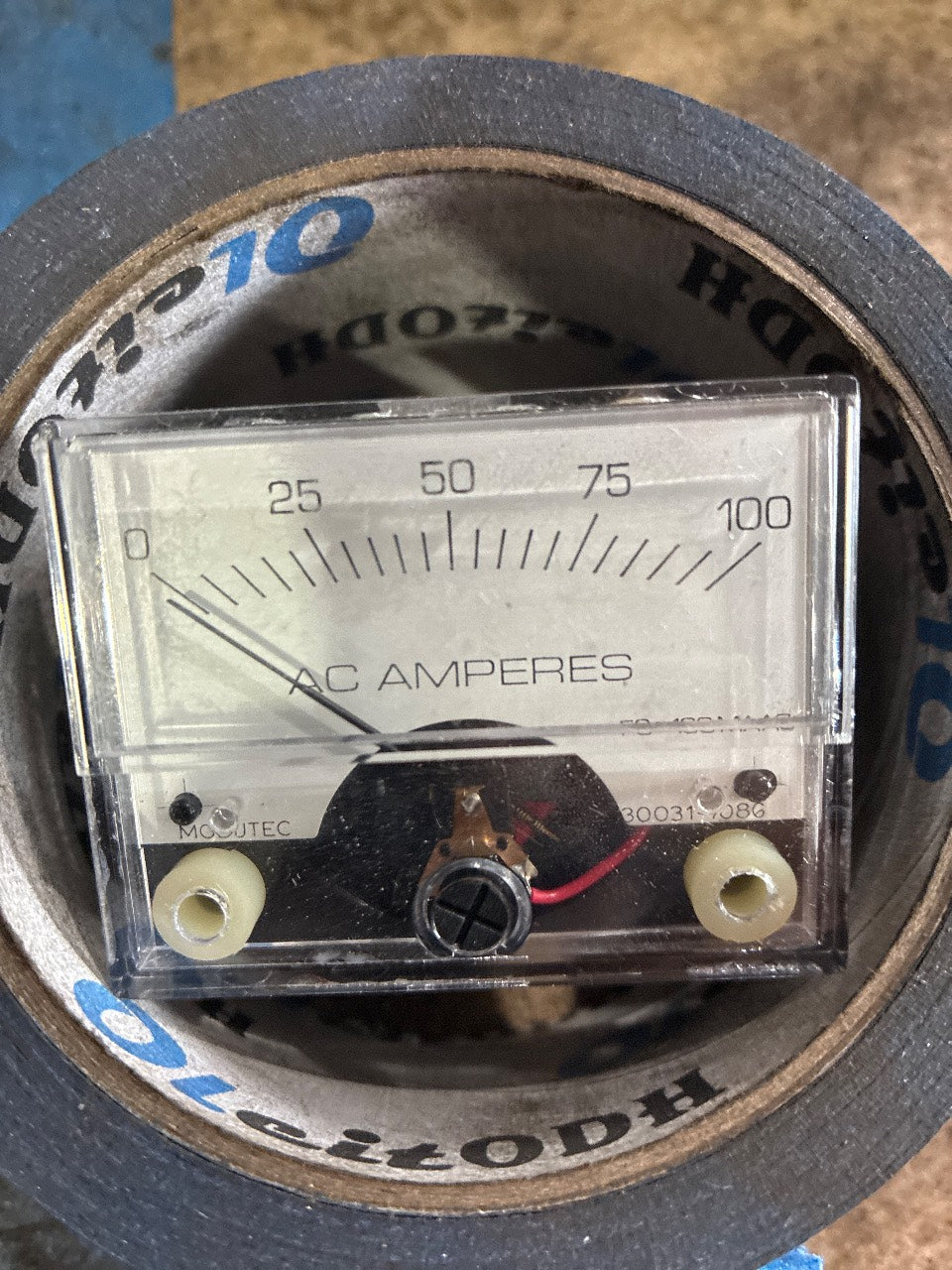Modutec M1W1-AAAX-100 AC Ammeter Analog Panel Meter 0-100A 800V Peak to GND - New