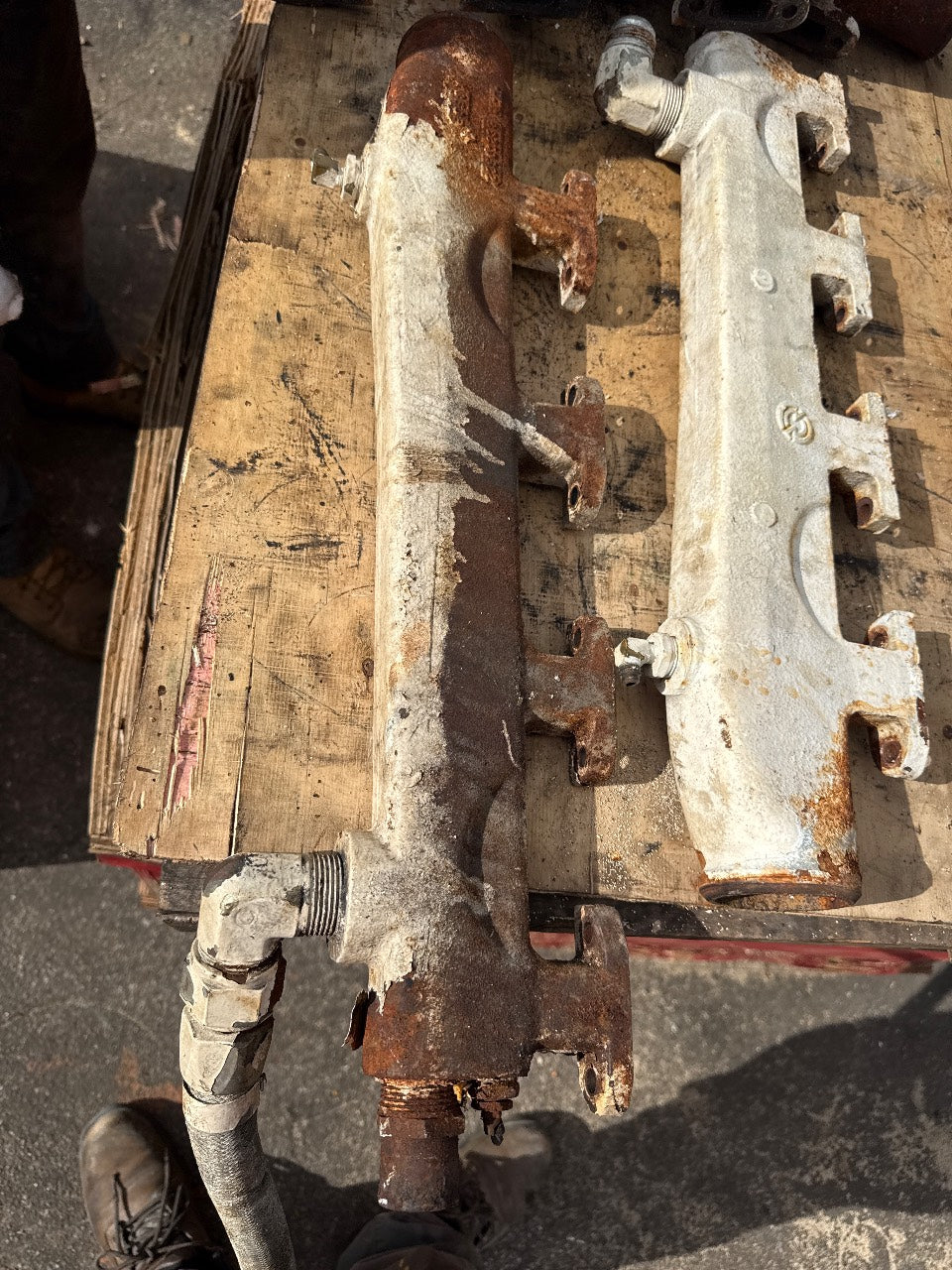 Detroit Diesel 6-71 Marine Water-Cooled Exhaust Manifold Set - Used
