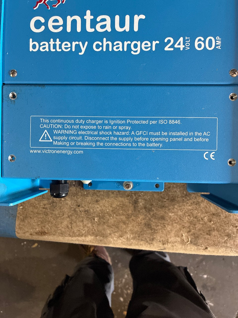 Victron Energy CCH024060000 Centaur 24V 60A 3-Bank Battery Charger - Used