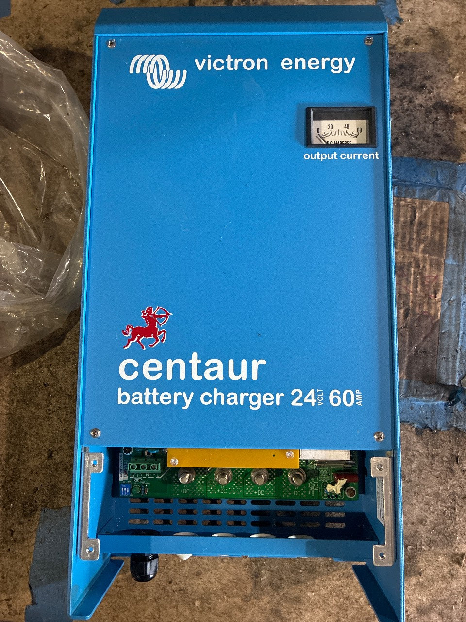 Victron Energy CCH024060000 Centaur 24V 60A 3-Bank Battery Charger - Used