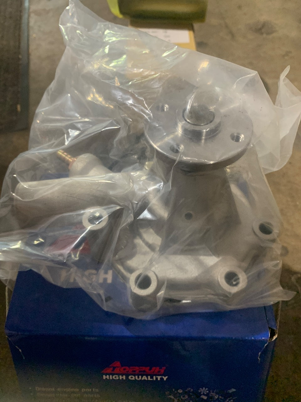 Mitsubishi S4L Freshwater Coolant Water Pump - New Aftermarket