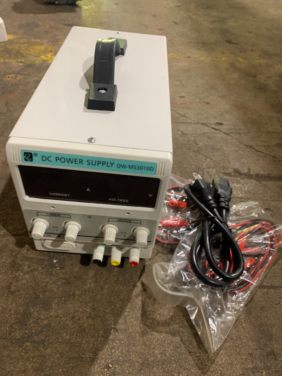 Wuxi Qiaowei QW-MS3010D 0-30V 0-10A Adjustable DC Power Supply - New