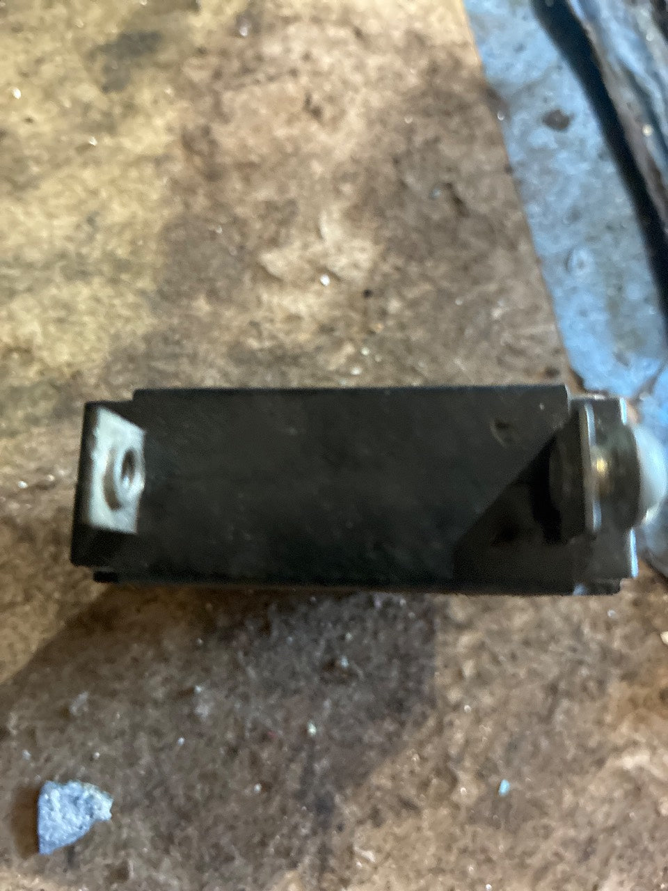 Carling AD1-B0-34-615-5B1-C 15A Single Pole ON/OFF Rocker Circuit Breaker - Used