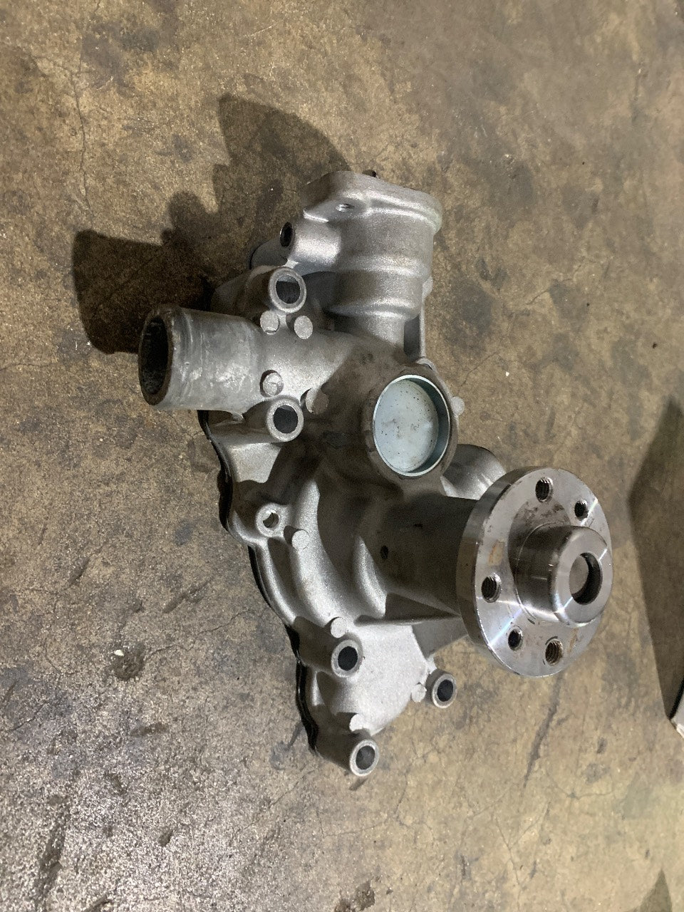 Isuzu 4LE1 / 4LE2 Engine Coolant Water Pump Assembly - Used