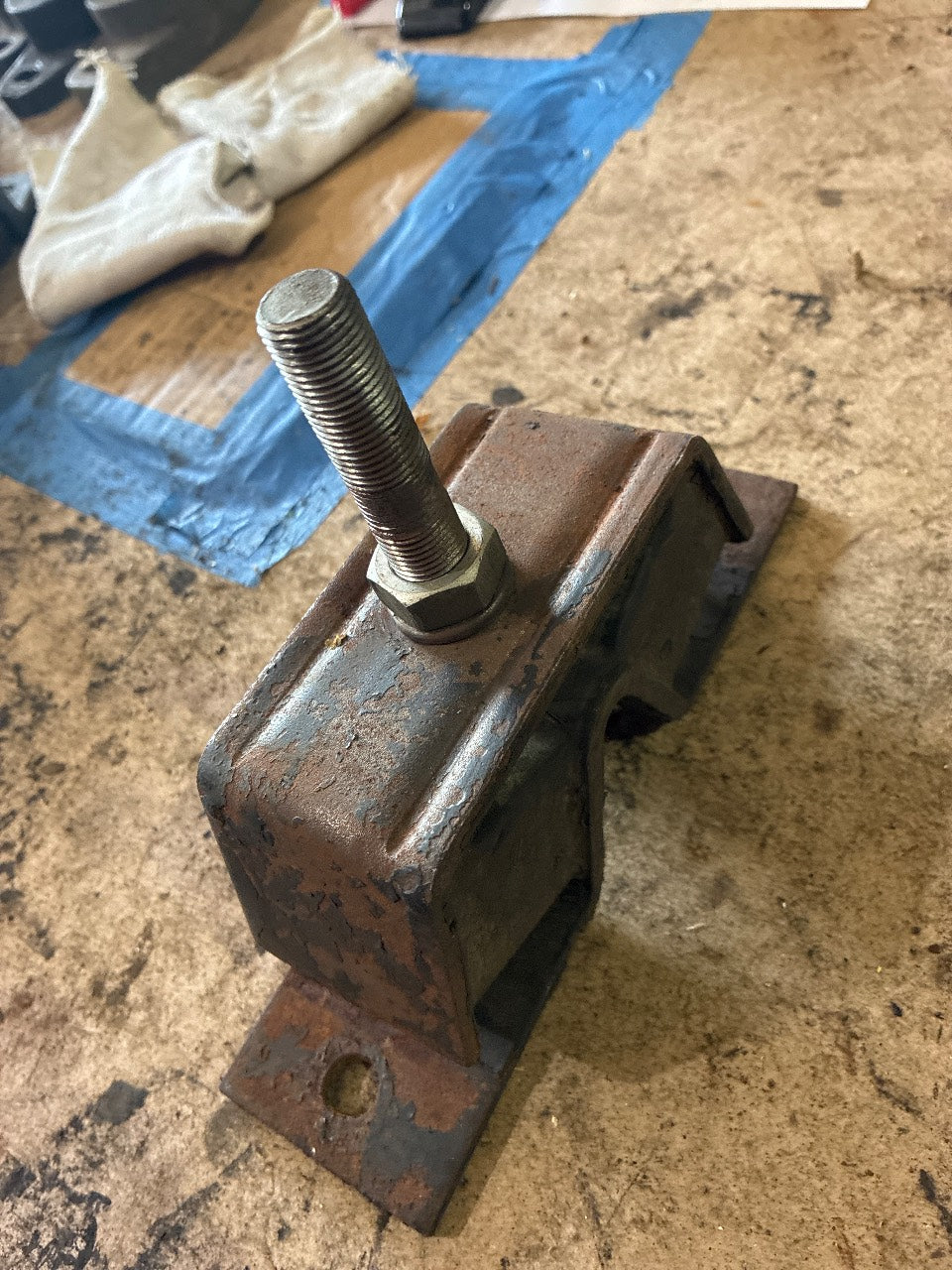Used Marine Engine Mount Vibration Isolator - 150 lb Rating - Adjustable Stud