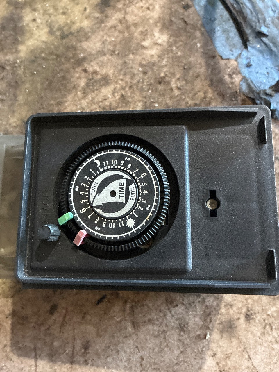 Intermatic HB31R Raintight Outdoor Plug-In Timer 15 Amp 120V 24-Hour - Used